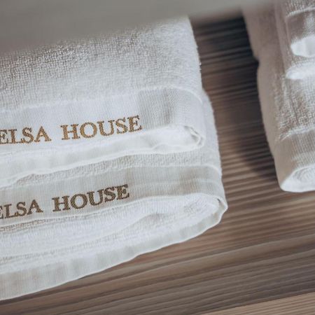 מלון טאינאן Elsa House מראה חיצוני תמונה